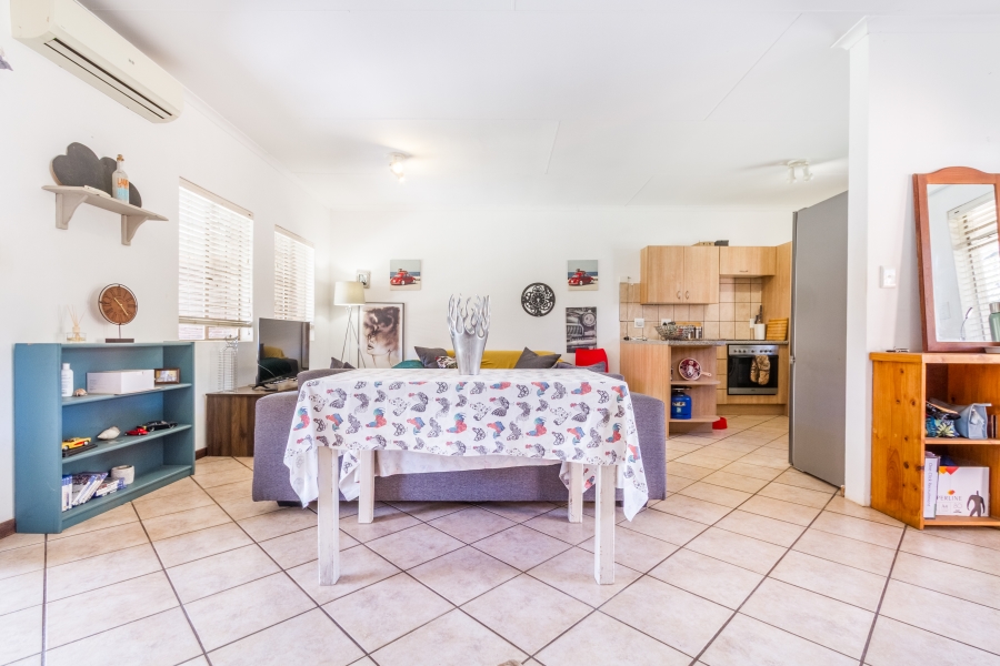 2 Bedroom Property for Sale in Equestria Gauteng