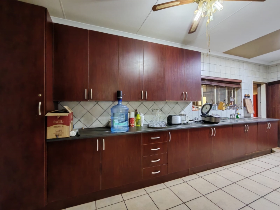 4 Bedroom Property for Sale in Falcon Ridge Gauteng