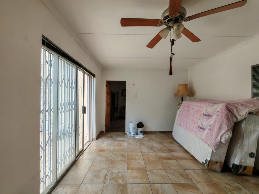 4 Bedroom Property for Sale in Falcon Ridge Gauteng