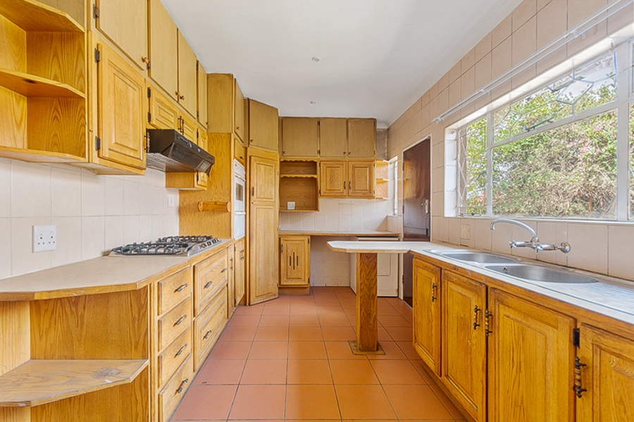 3 Bedroom Property for Sale in Birchleigh Gauteng