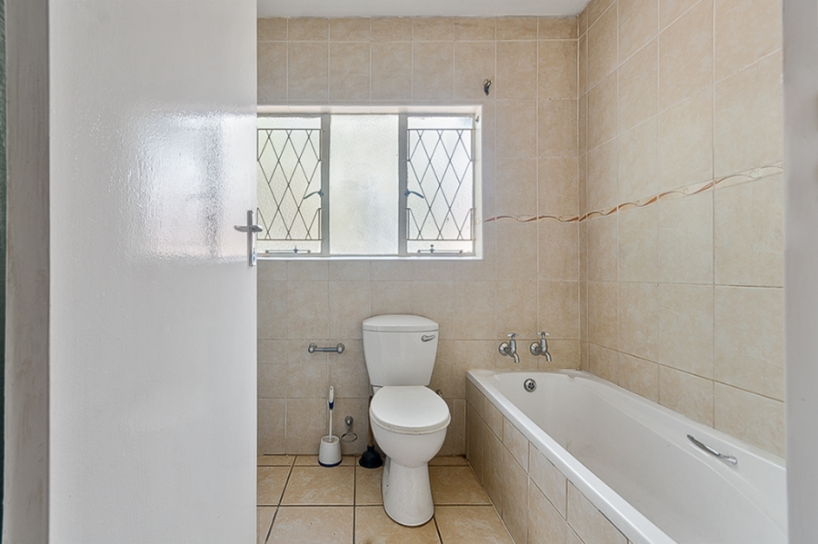 3 Bedroom Property for Sale in Birchleigh Gauteng