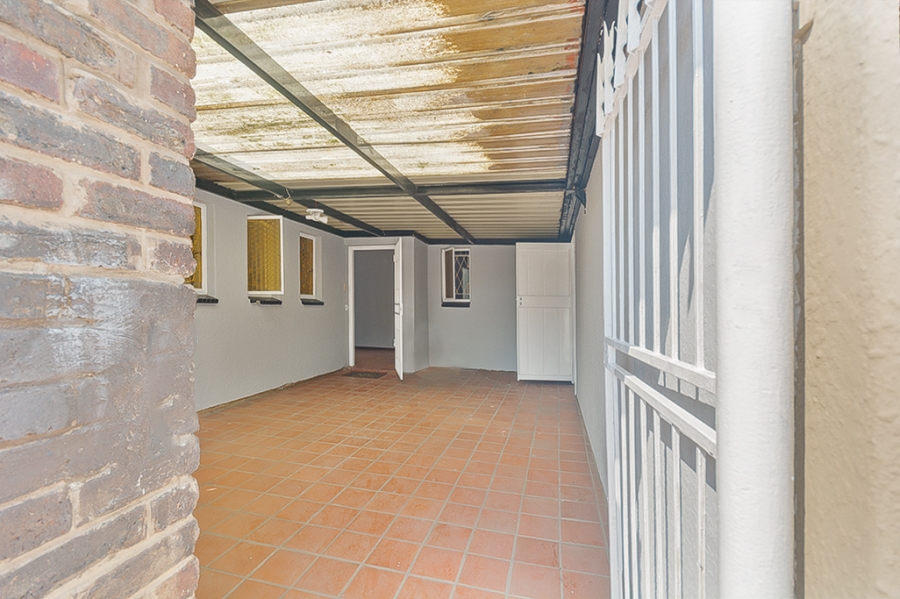 3 Bedroom Property for Sale in Birchleigh Gauteng