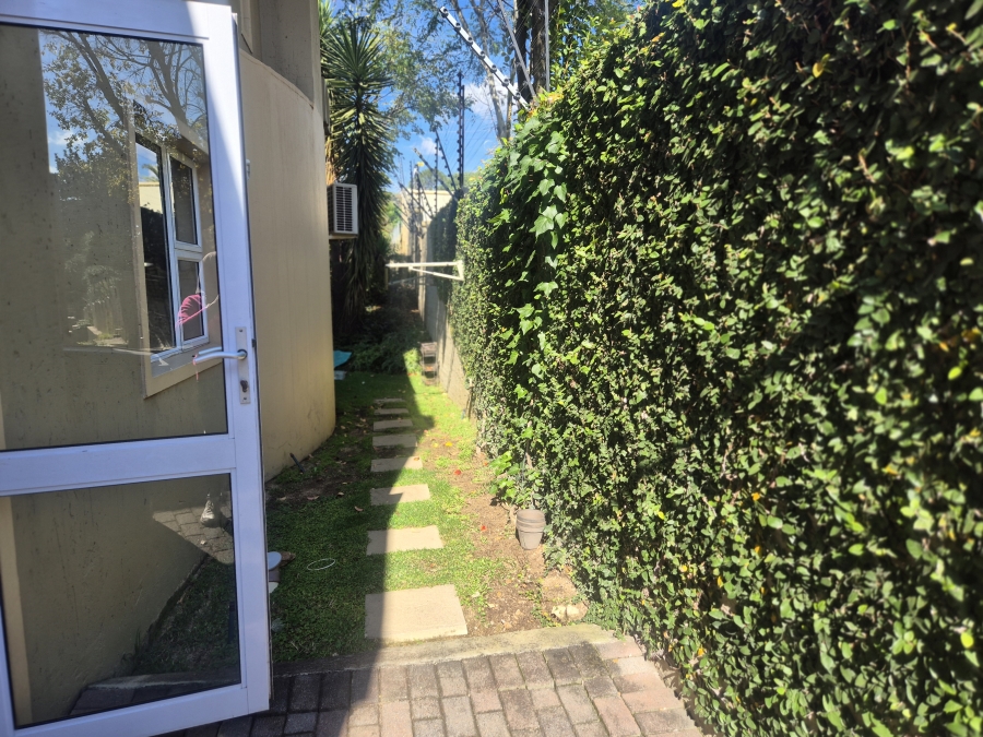 To Let 4 Bedroom Property for Rent in River Club Gauteng