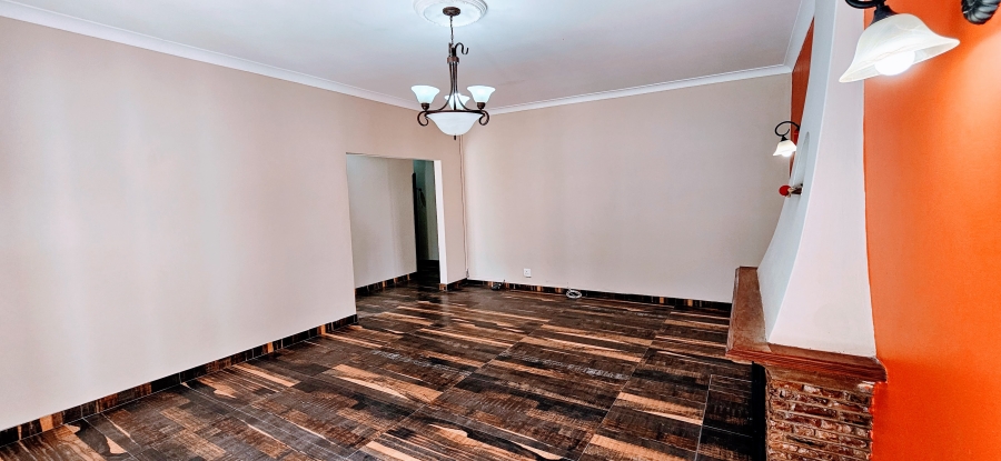 5 Bedroom Property for Sale in Three Rivers Proper Gauteng