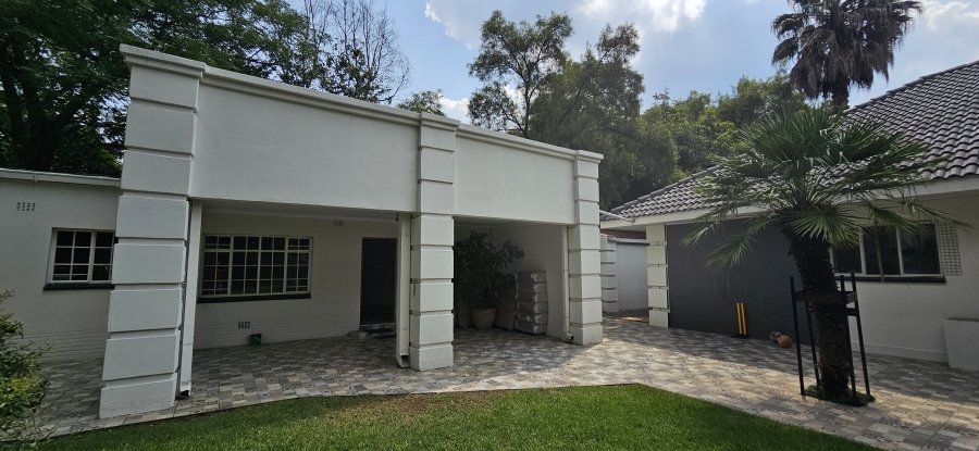 5 Bedroom Property for Sale in Three Rivers Proper Gauteng
