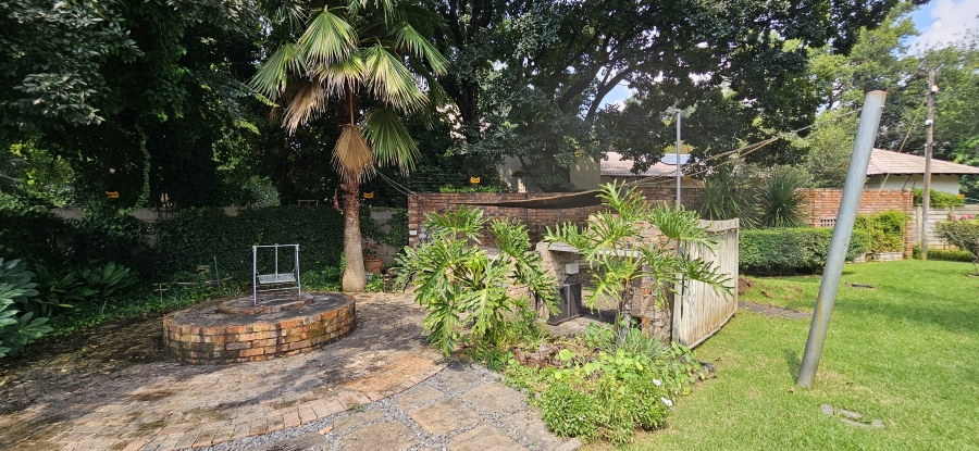 5 Bedroom Property for Sale in Three Rivers Proper Gauteng