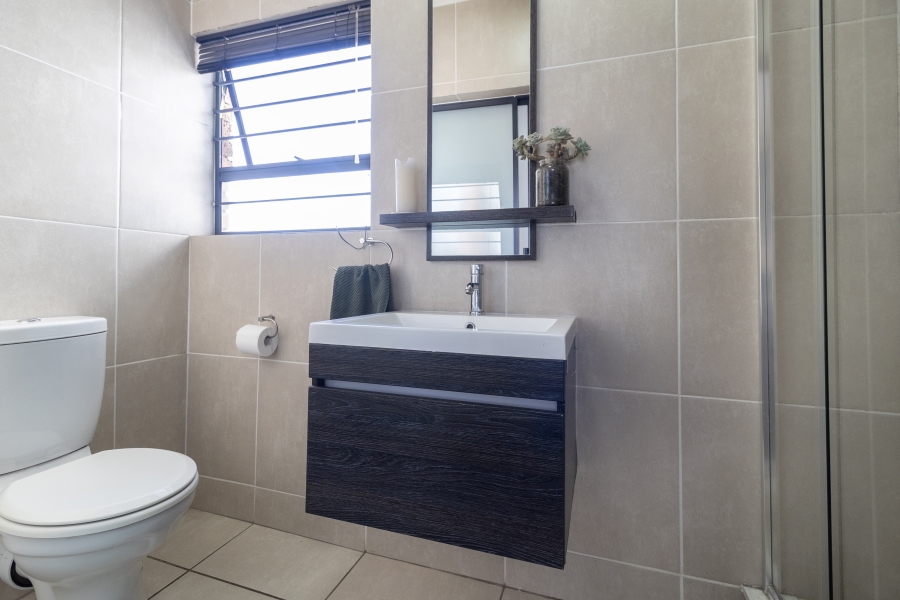 3 Bedroom Property for Sale in Greenstone Hill Gauteng