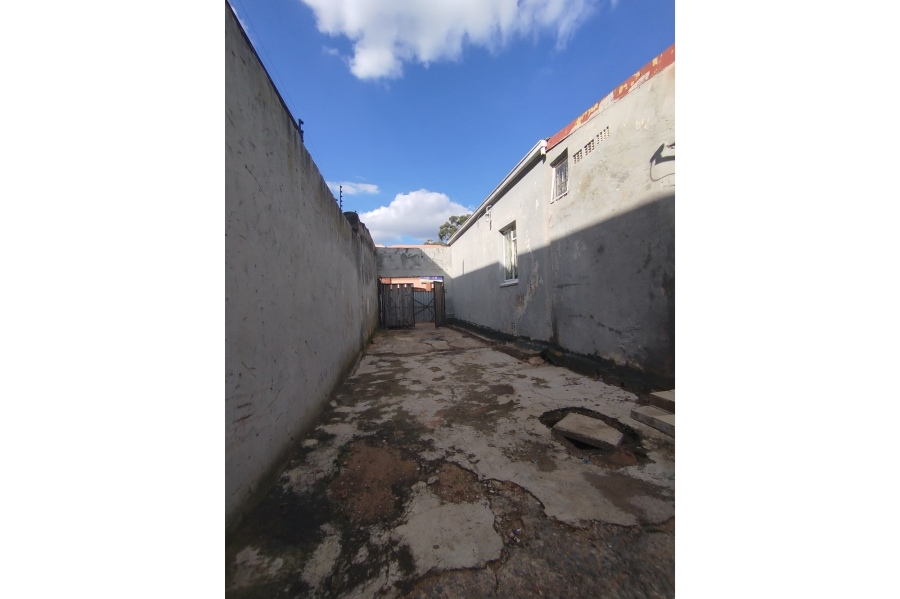 7 Bedroom Property for Sale in La Rochelle Gauteng