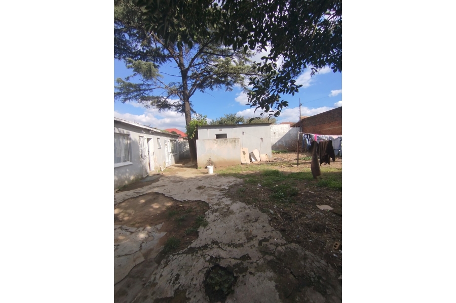 7 Bedroom Property for Sale in La Rochelle Gauteng