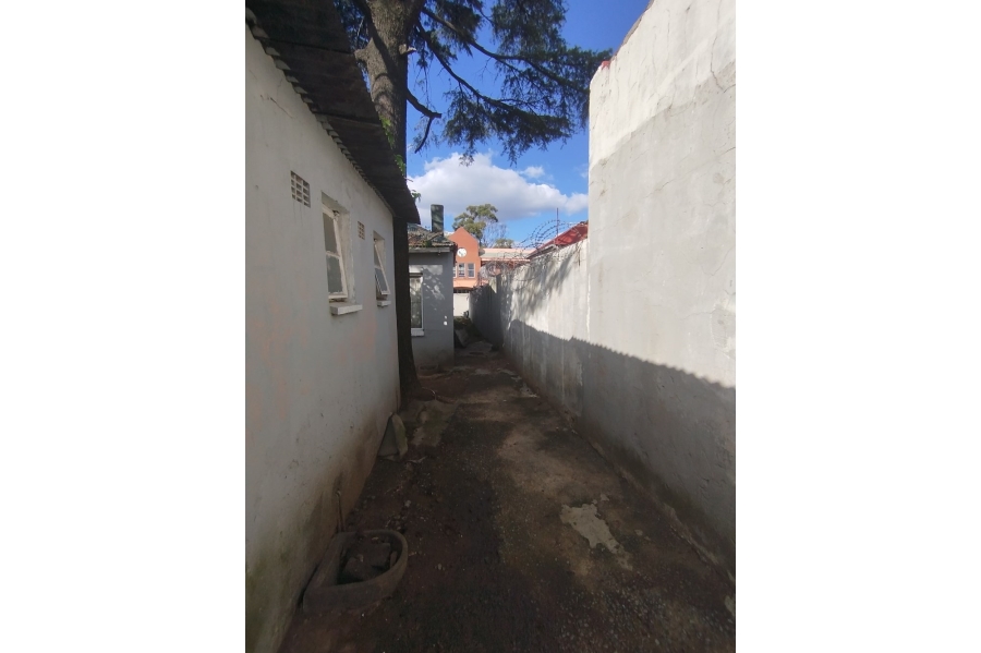 7 Bedroom Property for Sale in La Rochelle Gauteng