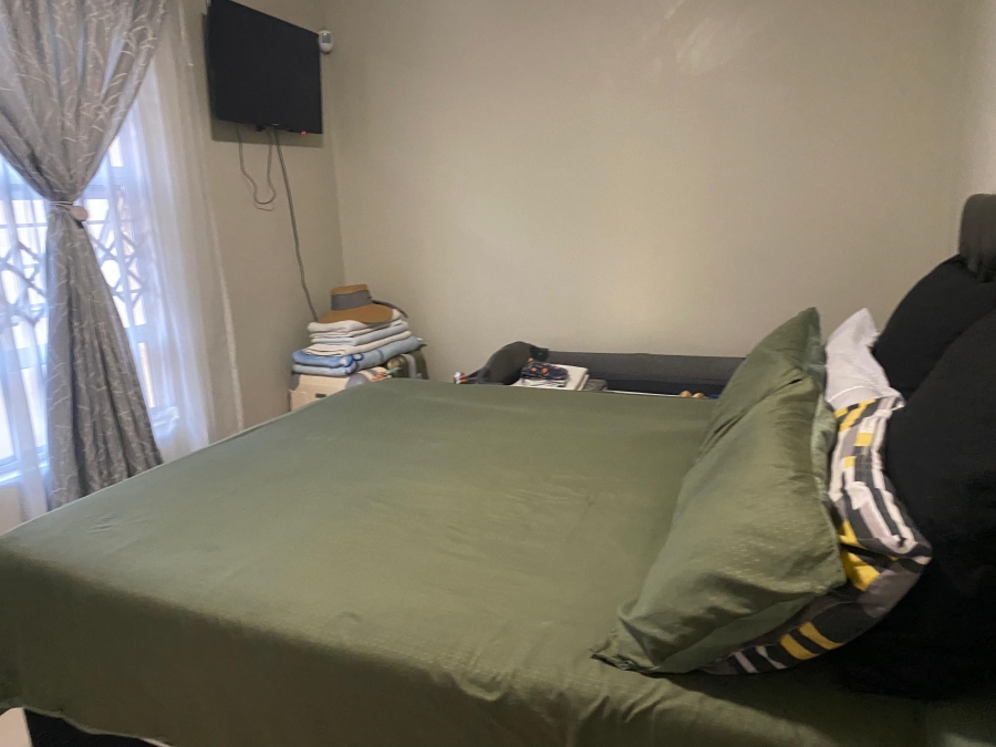 2 Bedroom Property for Sale in Glenway Estate Gauteng