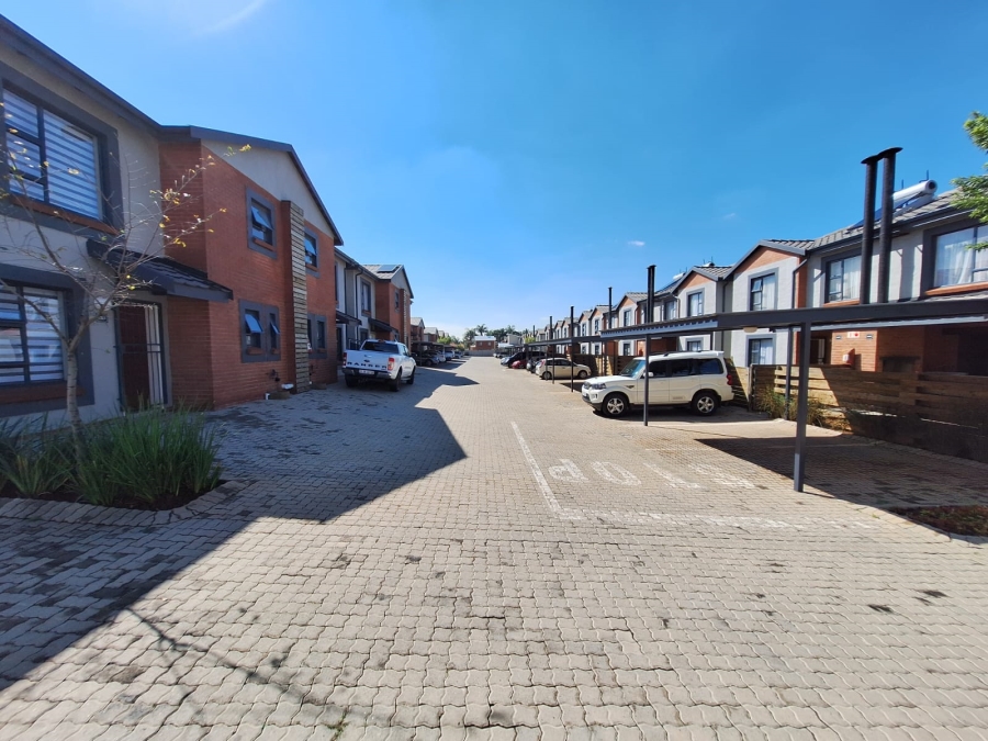 3 Bedroom Property for Sale in Terenure Gauteng
