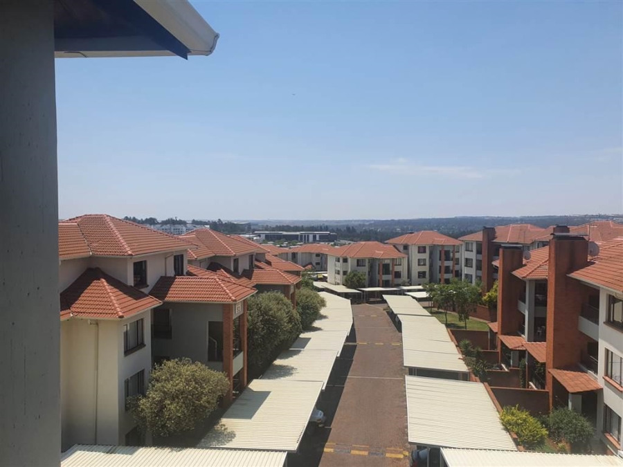 To Let 1 Bedroom Property for Rent in Greenstone Hill Gauteng