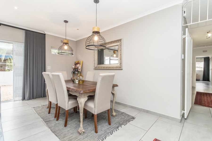 4 Bedroom Property for Sale in Magaliessig Gauteng