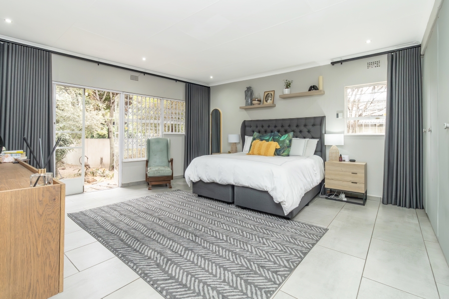 4 Bedroom Property for Sale in Magaliessig Gauteng