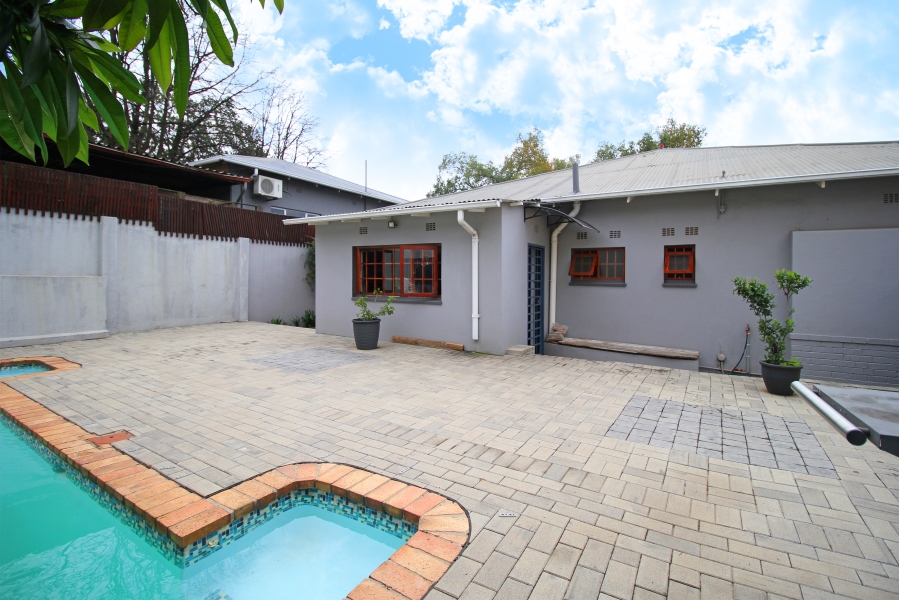 2 Bedroom Property for Sale in Norwood Gauteng