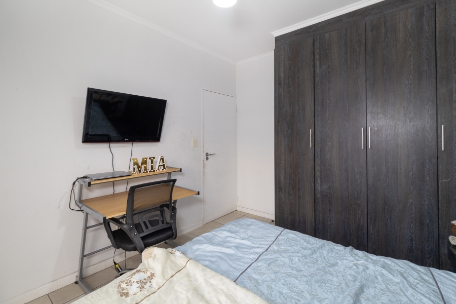 2 Bedroom Property for Sale in Greenstone Crest Gauteng