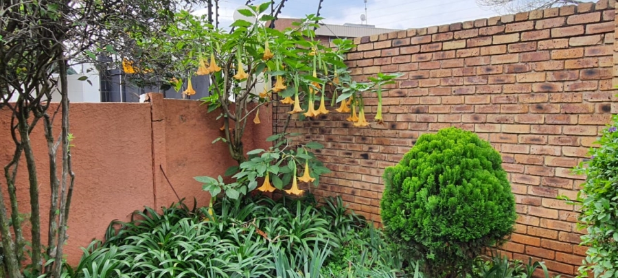 3 Bedroom Property for Sale in Harmelia Gauteng