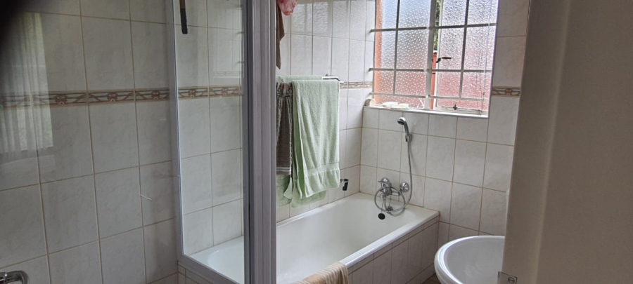 3 Bedroom Property for Sale in Harmelia Gauteng