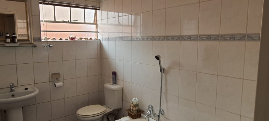 3 Bedroom Property for Sale in Harmelia Gauteng