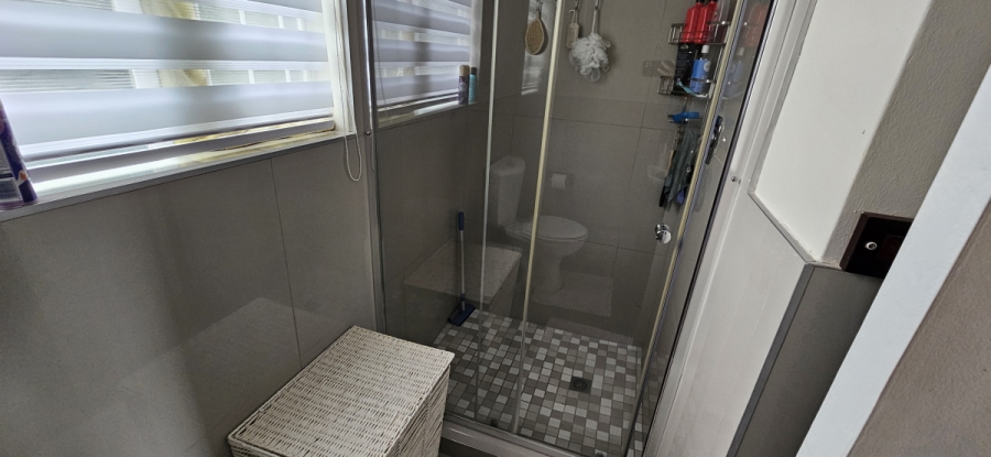 2 Bedroom Property for Sale in Greenstone Hill Gauteng
