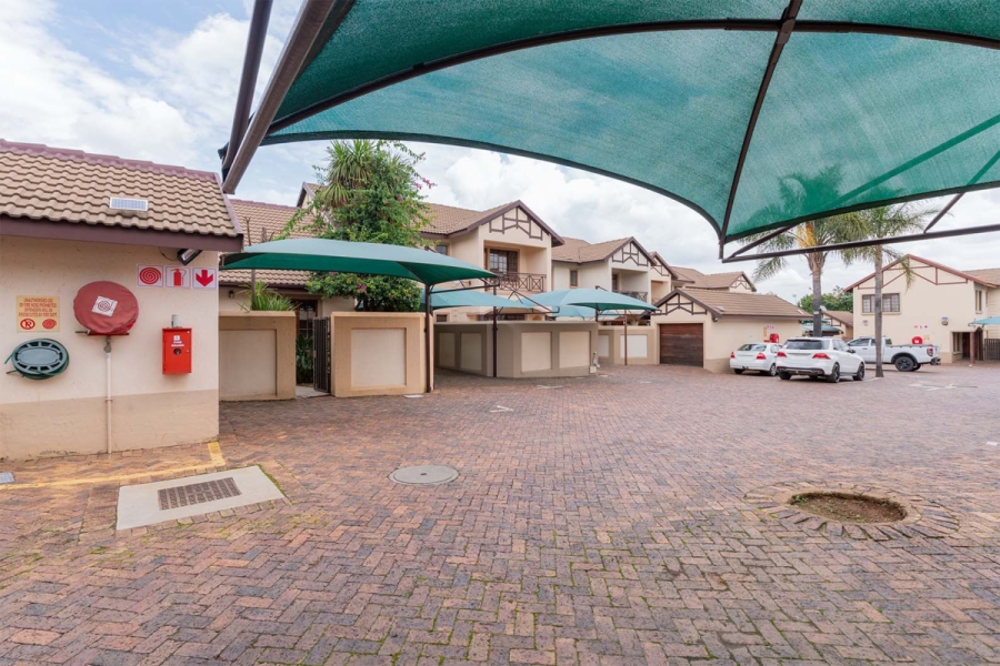 3 Bedroom Property for Sale in Edendale Gauteng