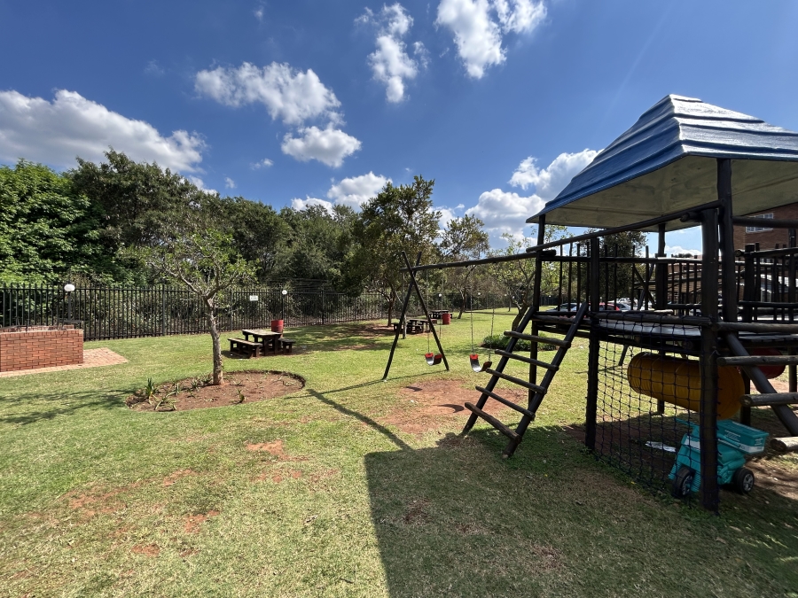 2 Bedroom Property for Sale in Annlin Gauteng