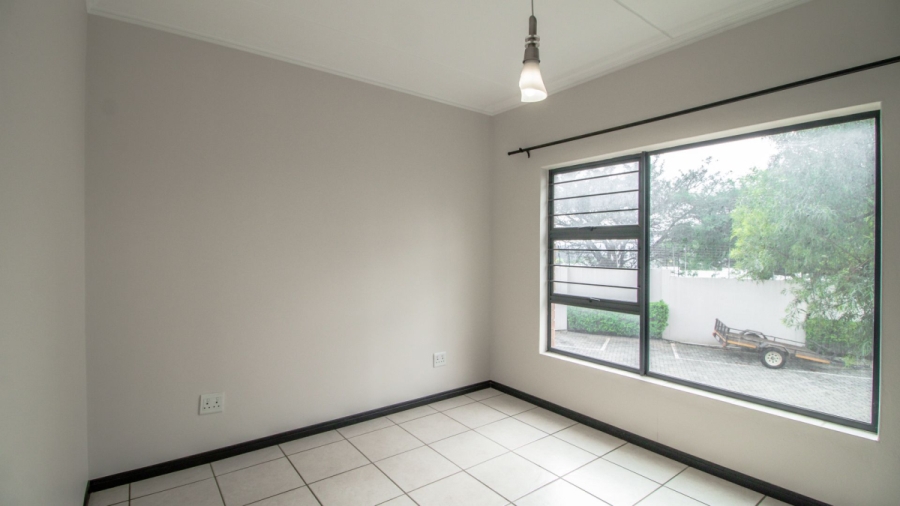 3 Bedroom Property for Sale in Greenstone Hill Gauteng