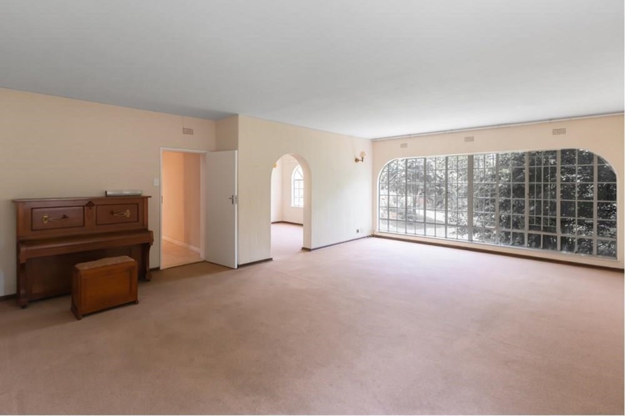 To Let 4 Bedroom Property for Rent in Bedfordview Gauteng