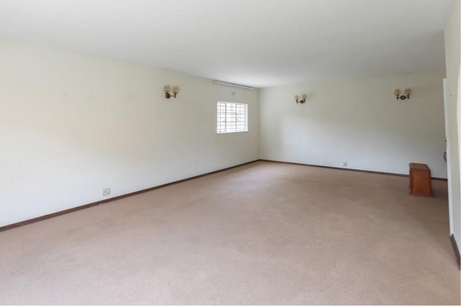 To Let 4 Bedroom Property for Rent in Bedfordview Gauteng