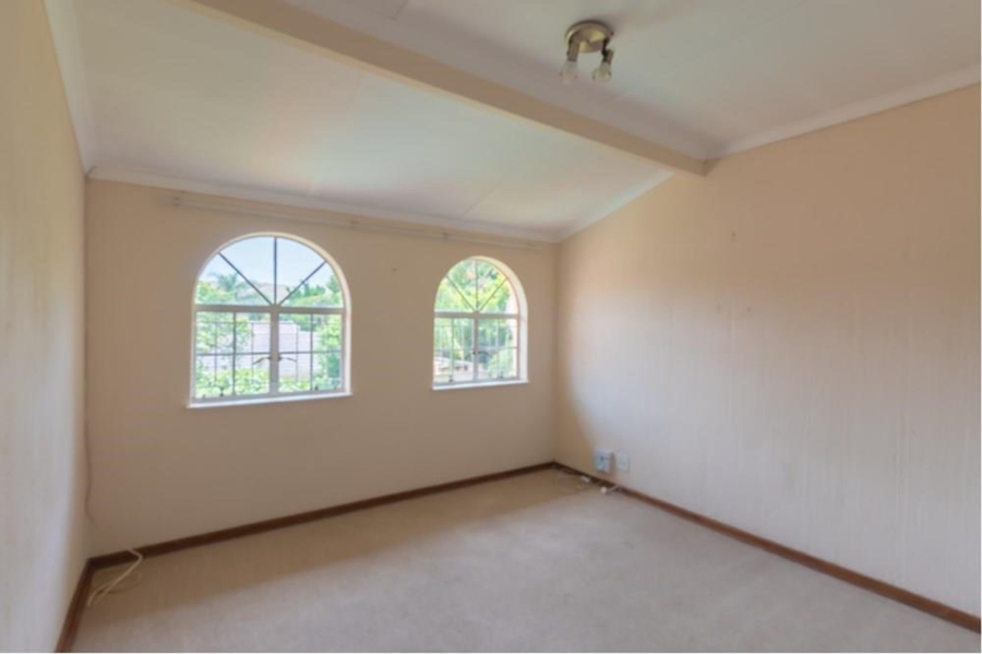 To Let 4 Bedroom Property for Rent in Bedfordview Gauteng