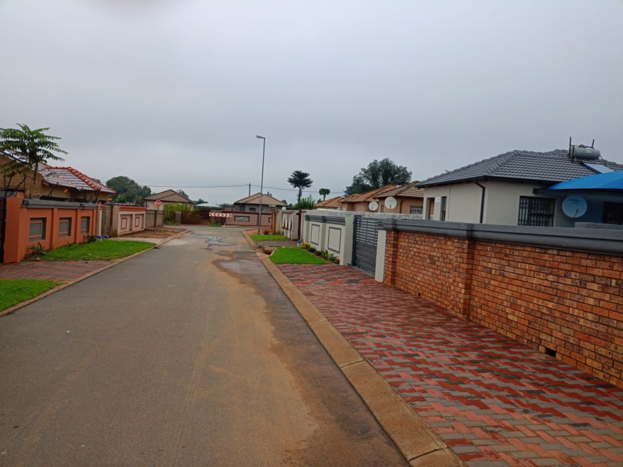 2 Bedroom Property for Sale in Crystal Park Gauteng