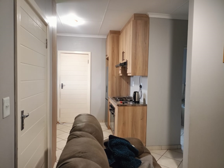 2 Bedroom Property for Sale in Crystal Park Gauteng