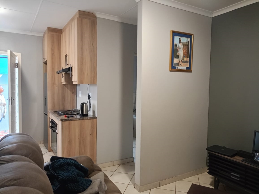2 Bedroom Property for Sale in Crystal Park Gauteng