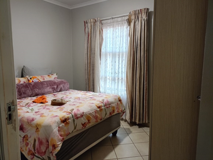 2 Bedroom Property for Sale in Crystal Park Gauteng