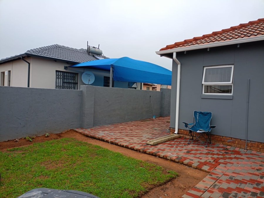 2 Bedroom Property for Sale in Crystal Park Gauteng
