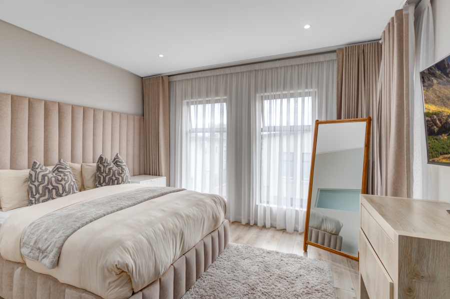 3 Bedroom Property for Sale in Crowthorne AH Gauteng
