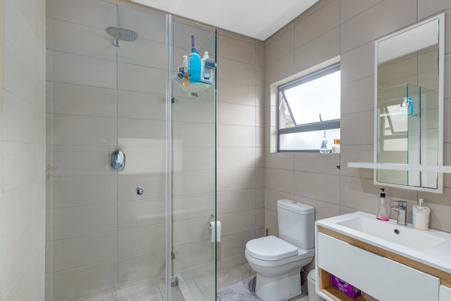 3 Bedroom Property for Sale in Crowthorne AH Gauteng