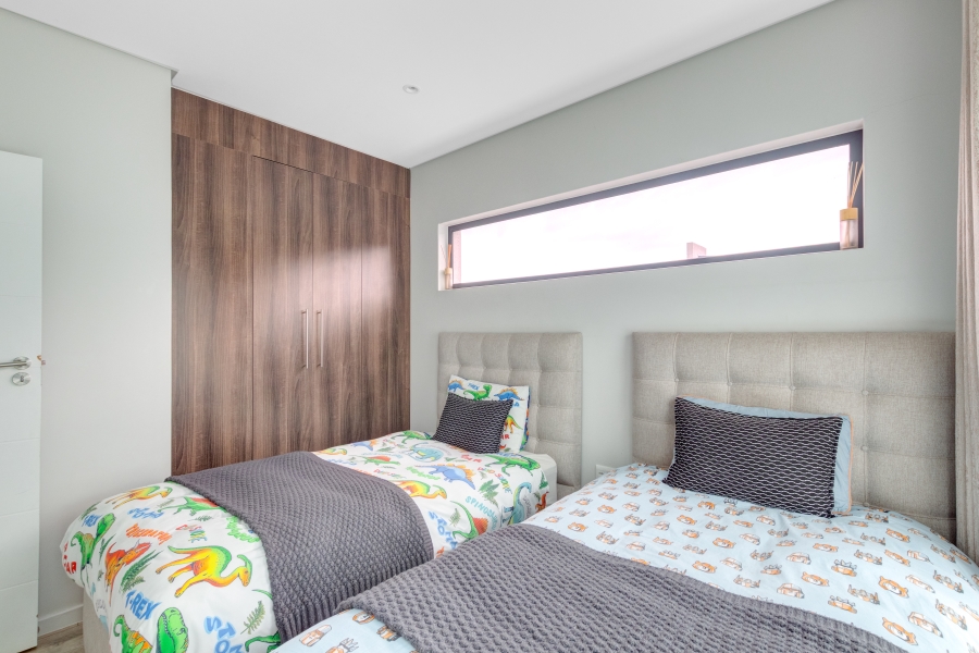 3 Bedroom Property for Sale in Crowthorne AH Gauteng