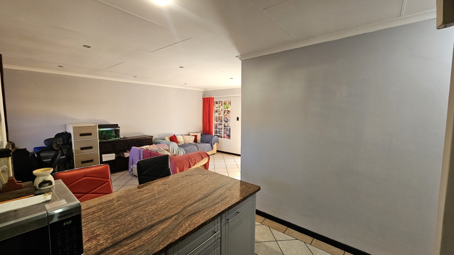 2 Bedroom Property for Sale in Moreleta Park Gauteng