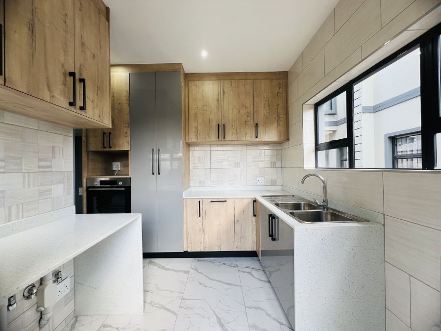 4 Bedroom Property for Sale in Amandasig Gauteng