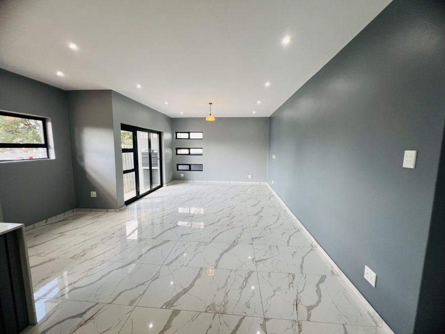 4 Bedroom Property for Sale in Amandasig Gauteng