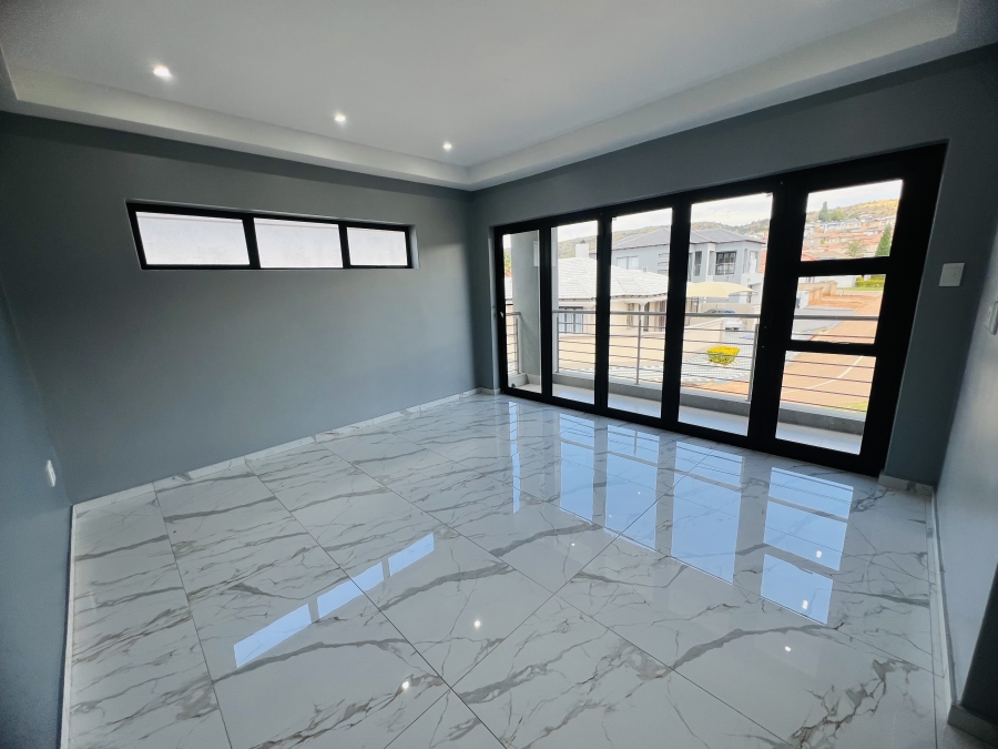 4 Bedroom Property for Sale in Amandasig Gauteng