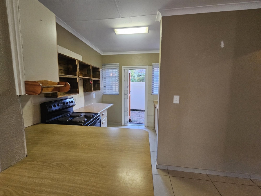 To Let 2 Bedroom Property for Rent in Noordheuwel Gauteng