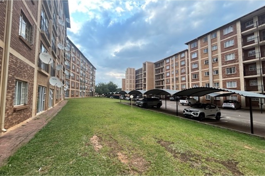2 Bedroom Property for Sale in Karenpark Gauteng