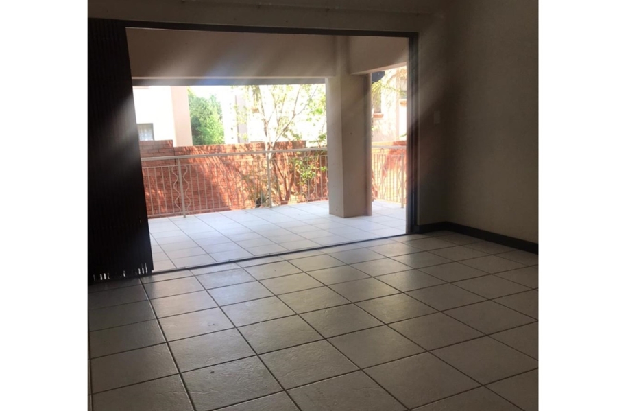2 Bedroom Property for Sale in Sunninghill Gauteng