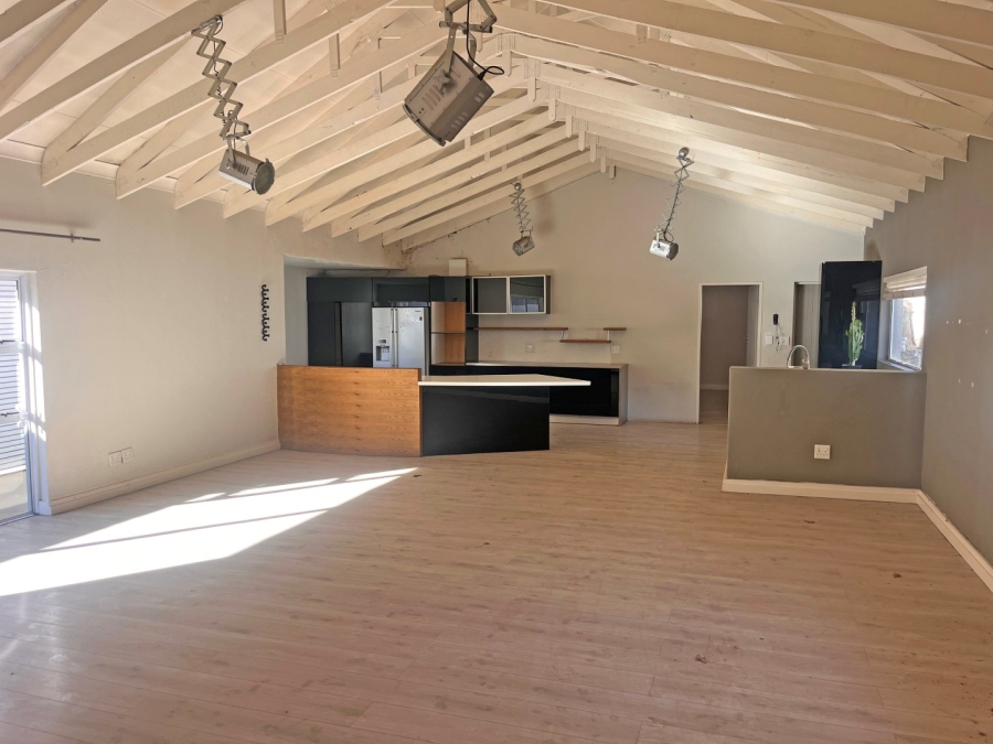 4 Bedroom Property for Sale in Waverley Gauteng
