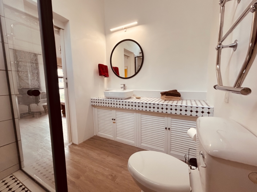 To Let 1 Bedroom Property for Rent in Rosebank Gauteng