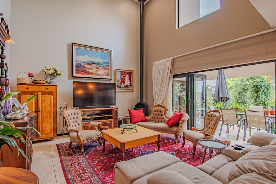 3 Bedroom Property for Sale in Lombardy Estate Gauteng