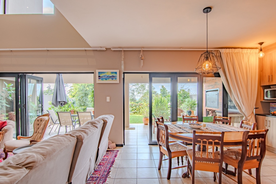 3 Bedroom Property for Sale in Lombardy Estate Gauteng